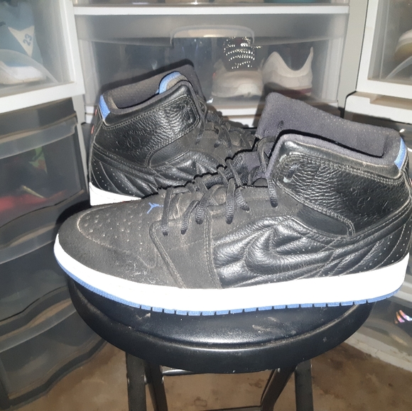 SOLD - Picture 3 of 5